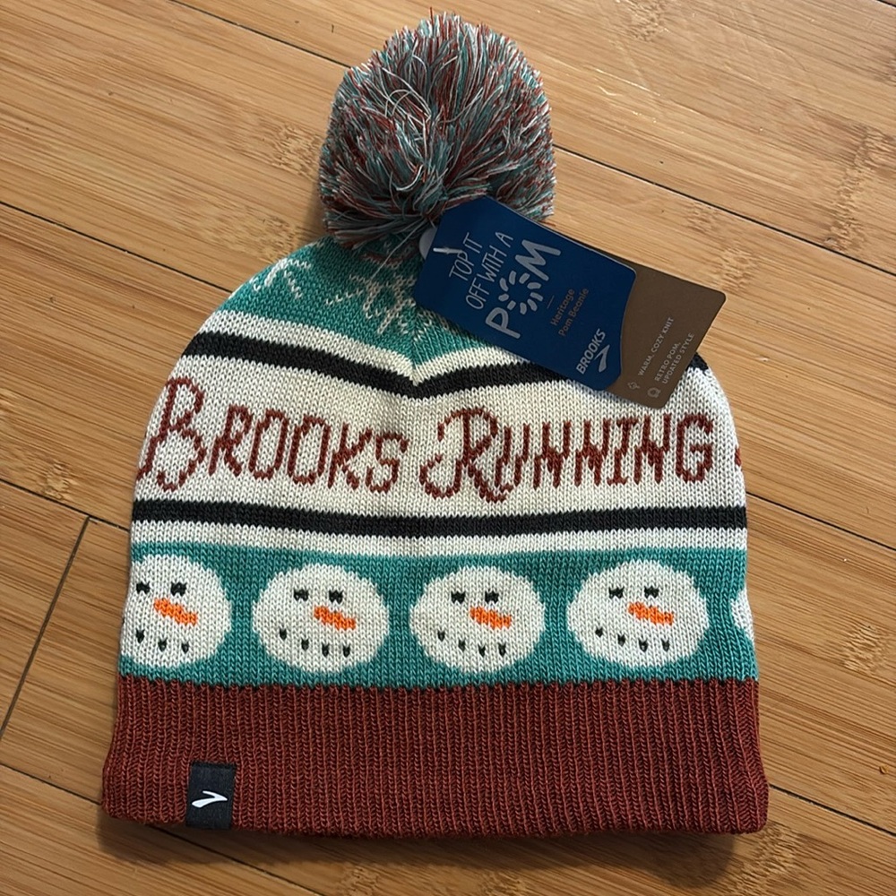 Brooks Running  winter hat.  NWT
One size